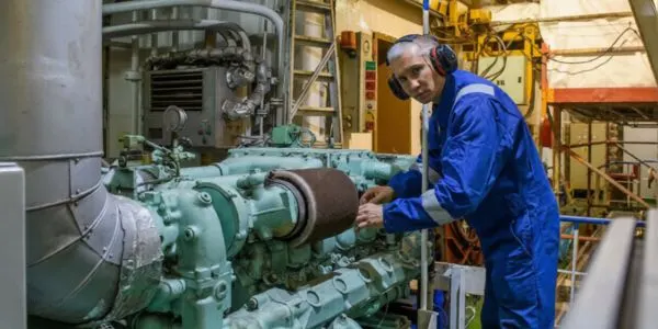 Marine-Generator-Repair